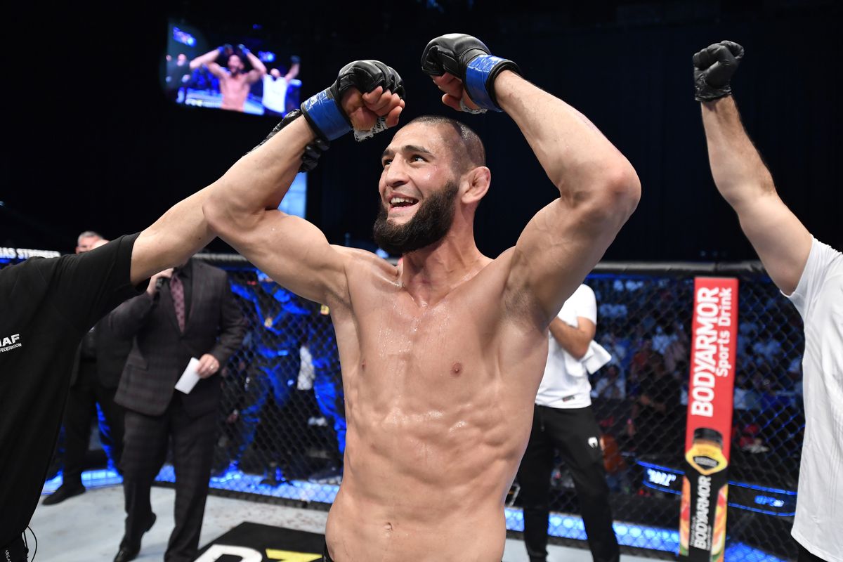 Khamzat Chimaev interesado en pelear contra Gilbert Burns en Brasil: "Soy más brasileño que él" - MMA.uno , #1 en Noticias de Artes Marciales Mixtas (MMA) en Español. 1 1642460802 Khamzat Chimaev interesado en pelear contra Gilbert Burns en Brasil
