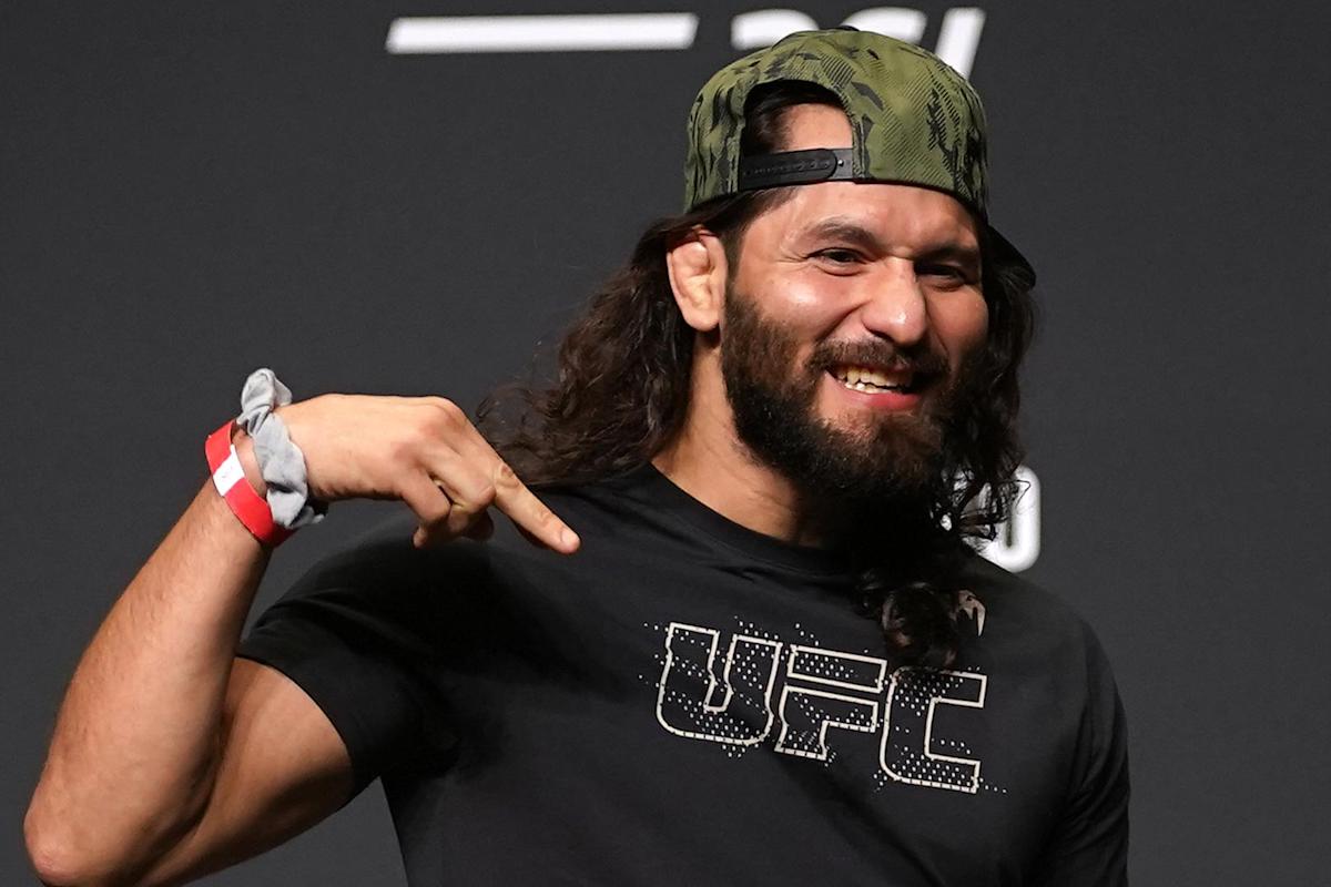 Jorge Masvidal revela que se siente incómodo con los comentarios de Chael Sonnen - MMA.uno , #1 en noticias de Artes Marciales Mixtas (MMA) en español. 1 1642720253 Jorge Masvidal revela que se siente incomodo con los comentarios