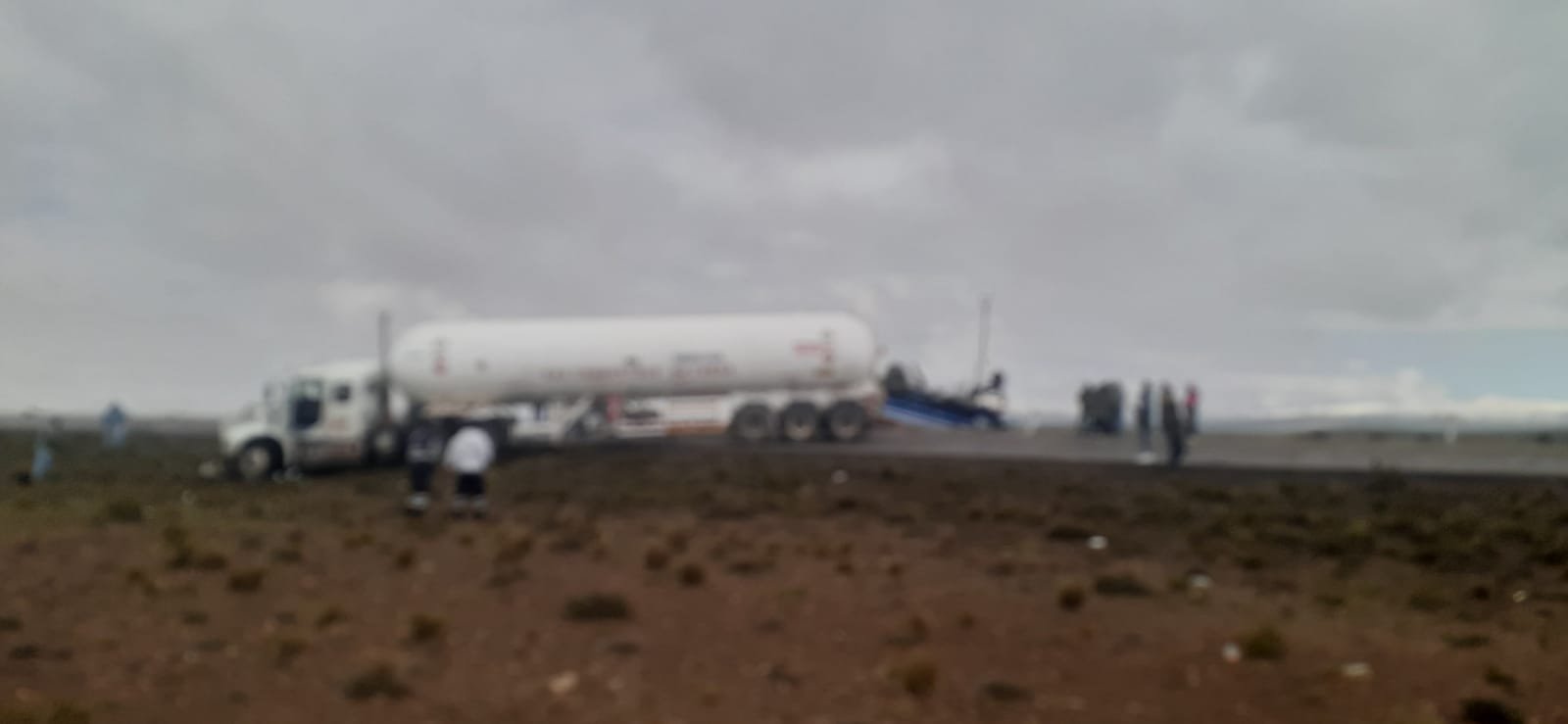 Mueren conductor y copiloto de cisterna al chocar frontalmente con unidad Servosa - EPA Noticias 4 1643142568 677 mueren conductor y copiloto de cisterna al chocar frontalmente con