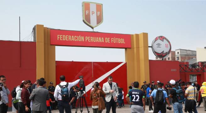 Conmebol donara 1 millon a la asociacion peruana de