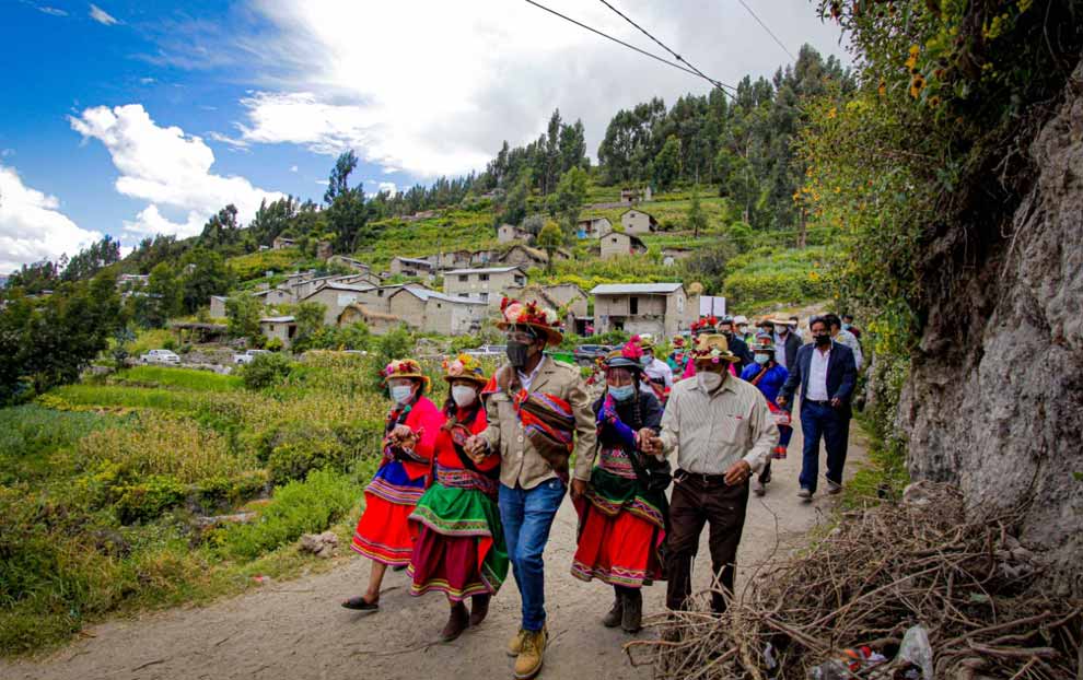 El gobierno regional de Arequipa transfiere 68 millones de francos a los municipios para realizar la obra 2 El gobierno regional de Arequipa transfiere 68 millones de francos