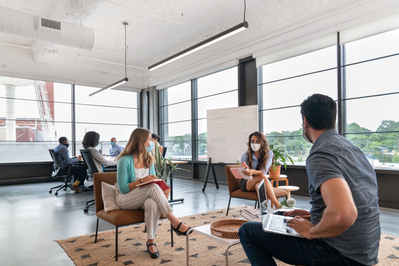 Seis ideas para gestionar eficazmente el trabajo híbrido 1 Seis ideas para gestionar eficazmente el trabajo hibrido