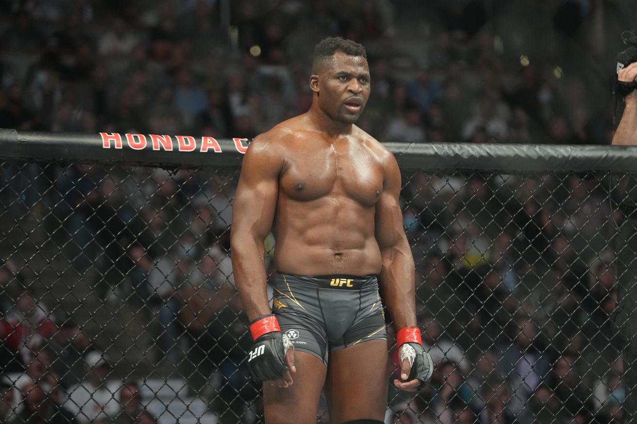 En plena guerra con la UFC, Francis Ngannou no descarta su retiro del deporte - MMA.uno, #1 en Noticias de Artes Marciales Mixtas (MMA) en español. 1 1643888949 En plena guerra con la UFC Francis Ngannou no descarta