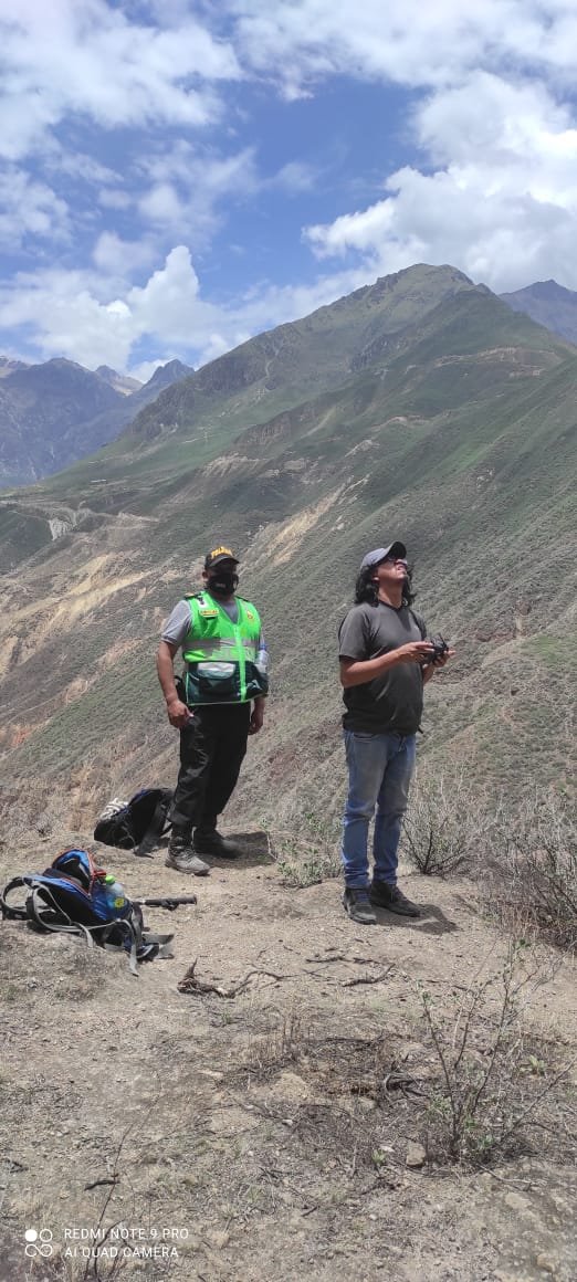 Con un dron y el perro "Waly" buscarán a Natacha, la turista perdida en el Cañón del Colca - EPA Noticias 5 1644440202 344 con un dron y el perro waly buscaran a natacha