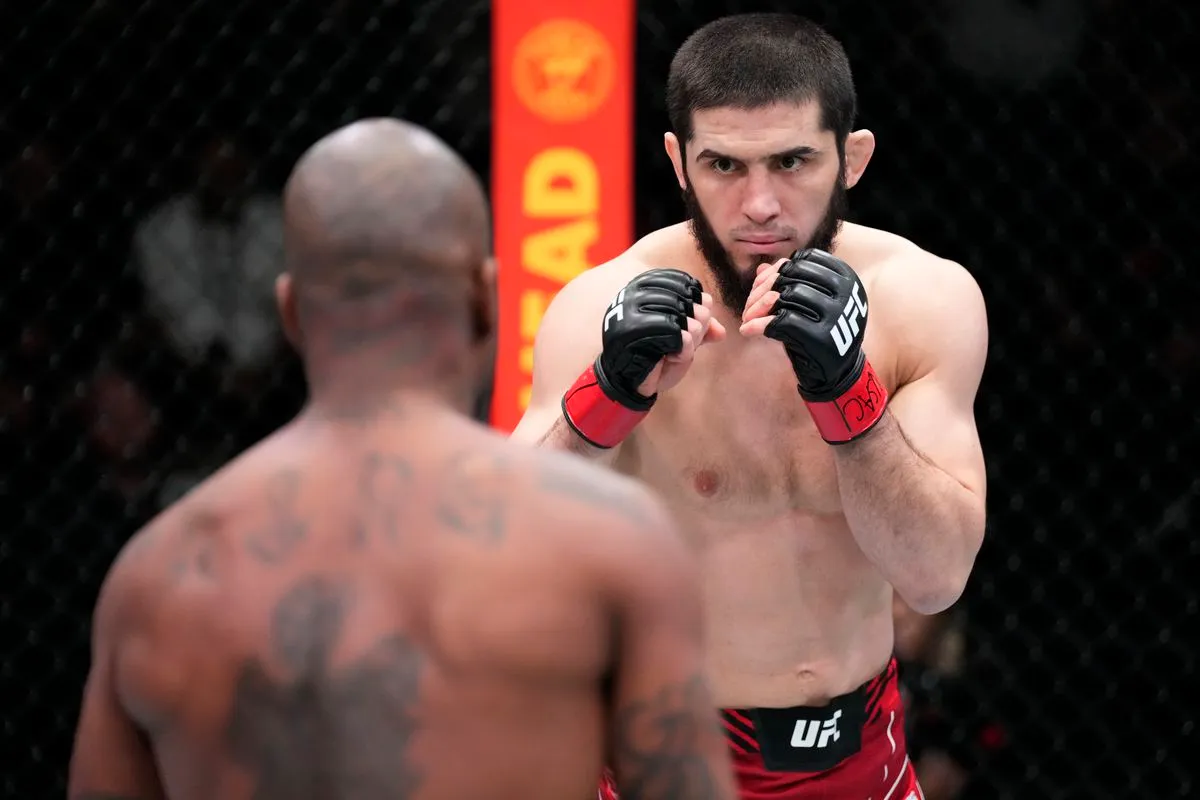 Despues de la victoria en UFC Vegas 49 Islam Makhachev