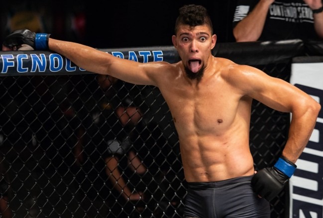 Johnny Walker: "No necesito 5 vueltas para terminar Jamahal Hill" | La etiqueta de la roca 1 Johnny walker no necesito 5 vueltas para terminar jamahal hill
