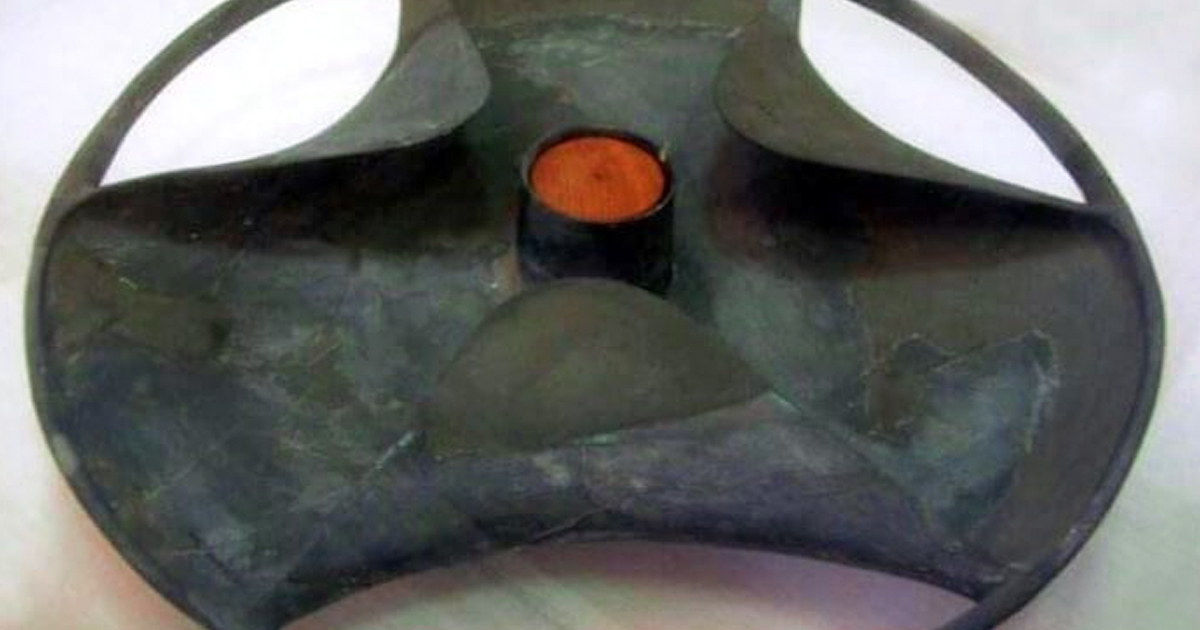 ¿Qué es este extraño artefacto descubierto en la tumba de Sabu? - OVNI y misterios 1 Que es este extrano artefacto descubierto en la tumba de