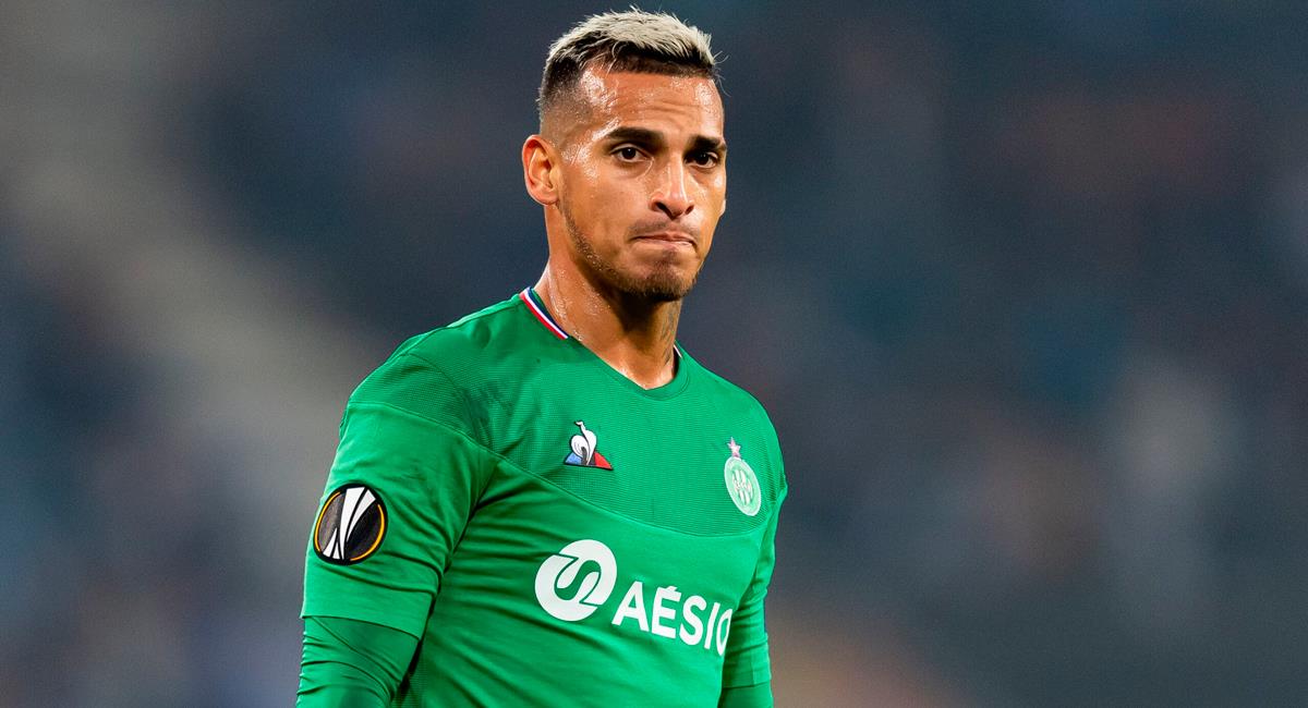 Convocado por el Saint Etienne, Miguel Trauco podría debutar en 2022 1 1646986692 Convocado por el Saint Etienne Miguel Trauco podria debutar en