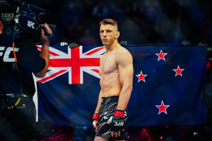 UFC 266: Dan Hooker contra Nasrat Haqparast UFC 266: Dan Hooker contra Nasrat Haqparast