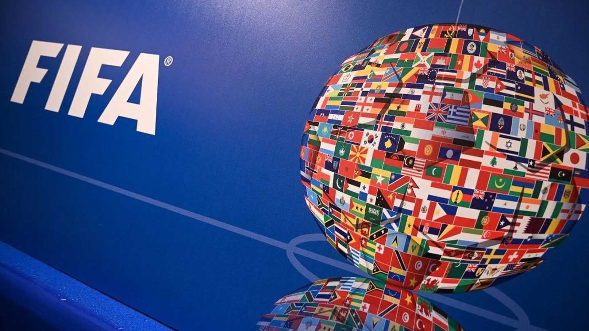 FIFA suspende contratos de futbolistas extranjeros en Ucrania y Rusia
