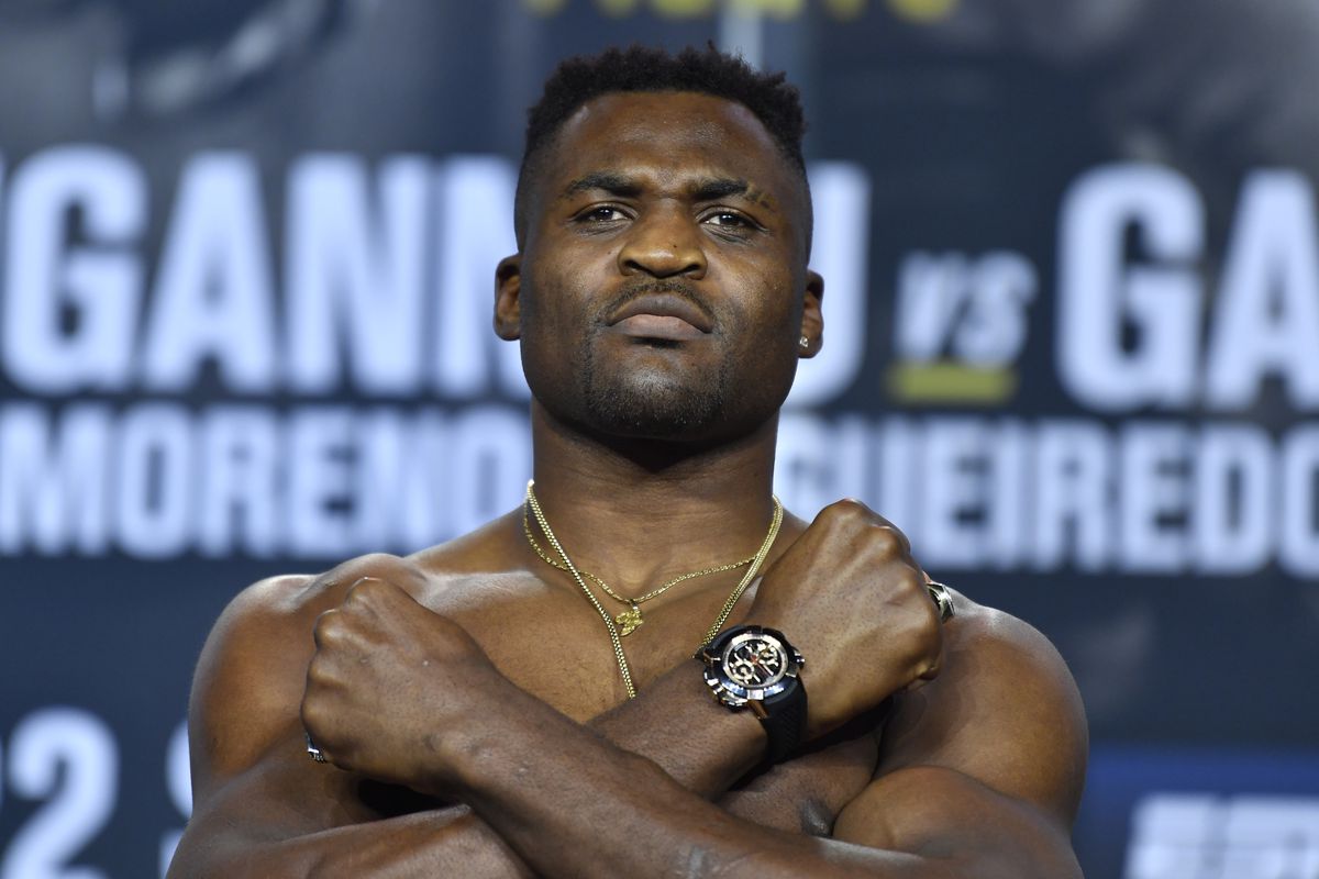 Francis Ngannou habla sobre su recuperación de la cirugía de rodilla: 'Todavía me duele' - MMA.uno , #1 en noticias de Artes Marciales Mixtas (MMA) en español. 1 1653811962 Francis Ngannou habla sobre su recuperacion de la cirugia de