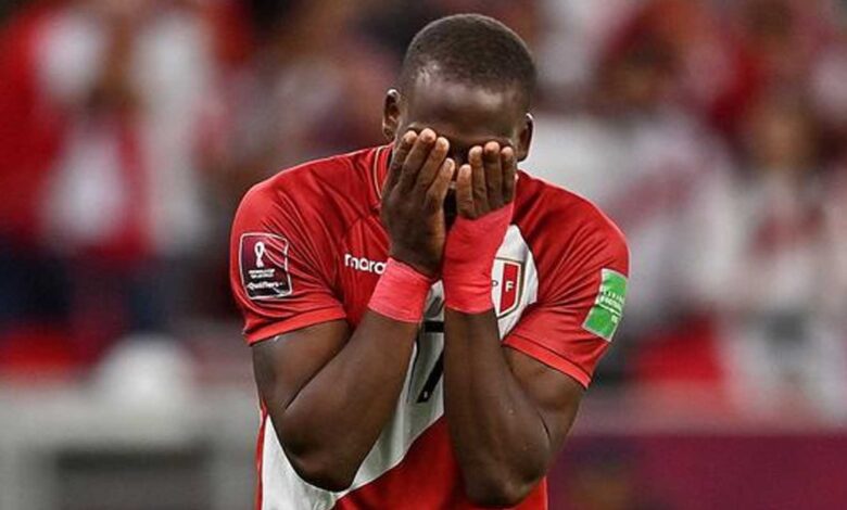 Advíncula se disculpa y renuncia a la selección de Perú tras fallar un penal en la repesca - Radio Onda Azul 1 1655175475 advincula se disculpa y renuncia a la seleccion de peru