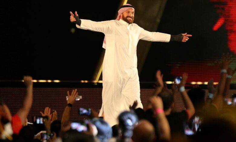 Tyson Fury listo para pelear nuevamente pero no enfrentará a Anthony Joshua en Arabia Saudita - MMA.uno , #1 en noticias de Artes Marciales Mixtas (MMA) en español. 1 1655240164 tyson fury listo para pelear nuevamente pero no enfrentara a