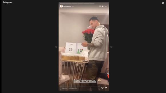 Anthony Aranda sorprendió en detalle a Melissa Paredes en medio de la denuncia de Rodrigo sobre Cuba 2 'Activador' le da Makis a Melissa Paredes