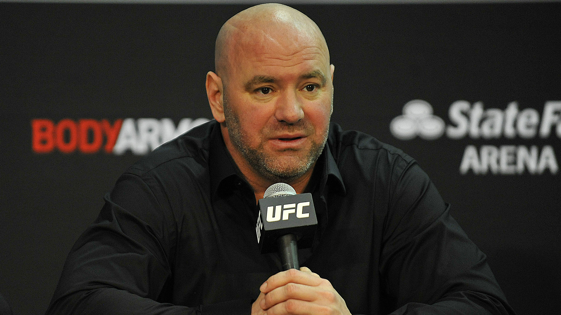 Dana White no quiere reconciliarse con Oscar de la Hoya