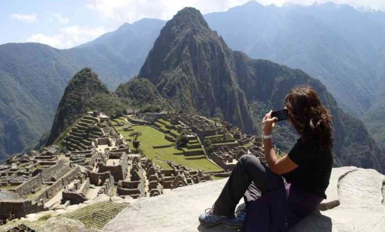 ¿Cómo ha evolucionado el perfil del viajero peruano? 1 Como ha evolucionado el perfil del viajero peruano