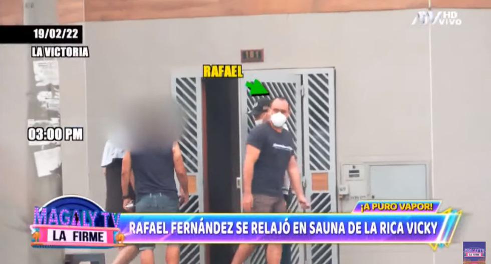 Fotografían a Rafael Fernández en febrero saliendo de una sauna donde ofrecen masajes "estimulantes" 1 Fotografian a Rafael Fernandez en febrero saliendo de una sauna