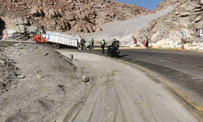 Hombre de familia muere en su primer viaje como chofer de camión pesado - EPA Noticias 1 Hombre de familia muere en su primer viaje como chofer
