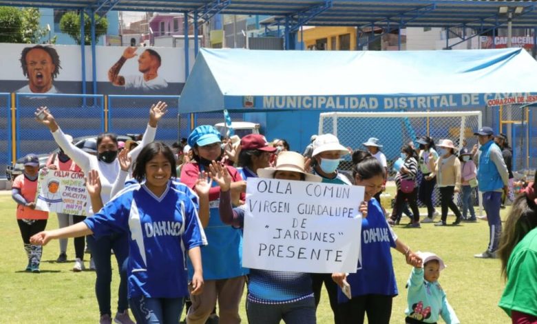 Mujeres de ollas comunales de cayma participaron en evento deportivo