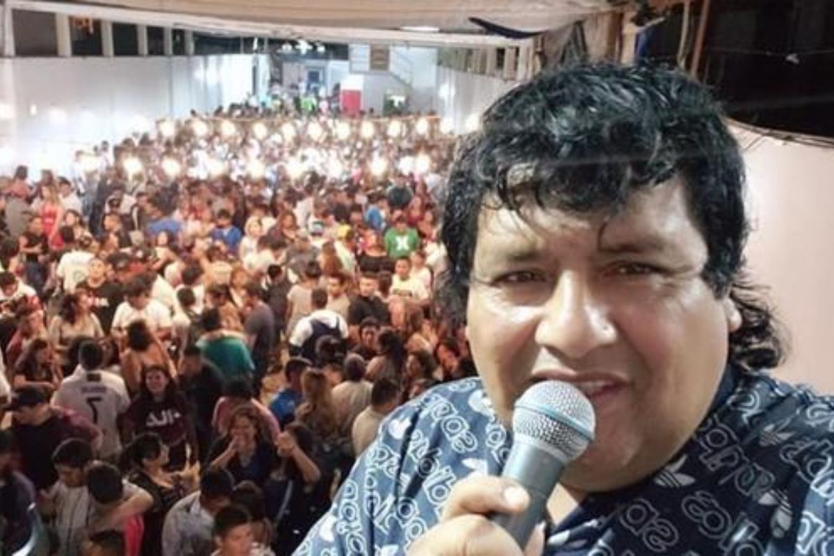 Toño Centella gastó más de 100 mil soles en la quinceañera de su hijastra: Erick Elera, Son Tentación, entre otros artistas que actuaron 2 Tono Centella gasto mas de 100 mil soles en la