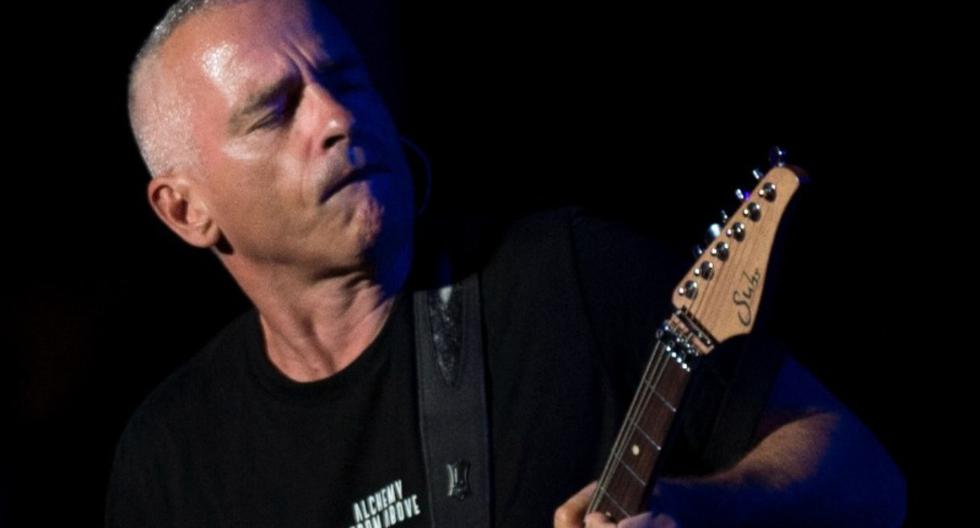 Tras llegar a Estados Unidos, Eros Ramazzotti presenta su nuevo disco “Battito Infinito”. 1 Tras llegar a Estados Unidos Eros Ramazzotti presenta su nuevo