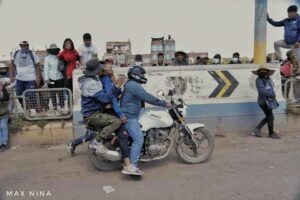 Enfrentamientos entre policías y vecinos que exigen cierre del Congreso dejan 9 muertos en Juliaca - EPA Noticias 6 1673375876 957 enfrentamientos entre policias y vecinos que exigen cierre del congreso
