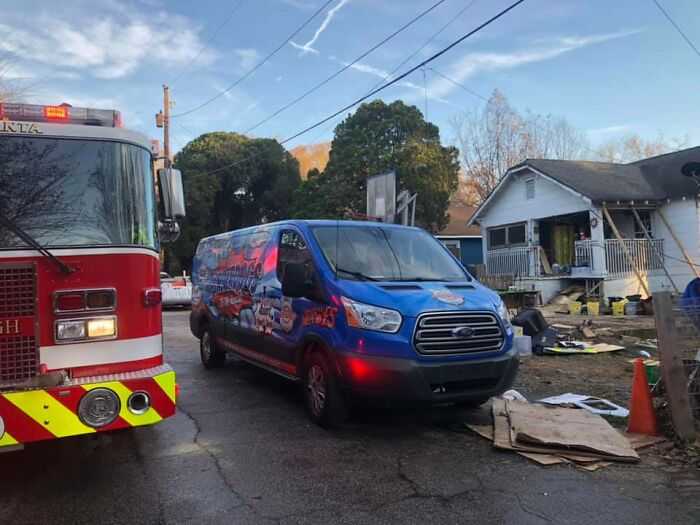 1674713119 350 hombre sin hogar corre al refugio en llamas y salva