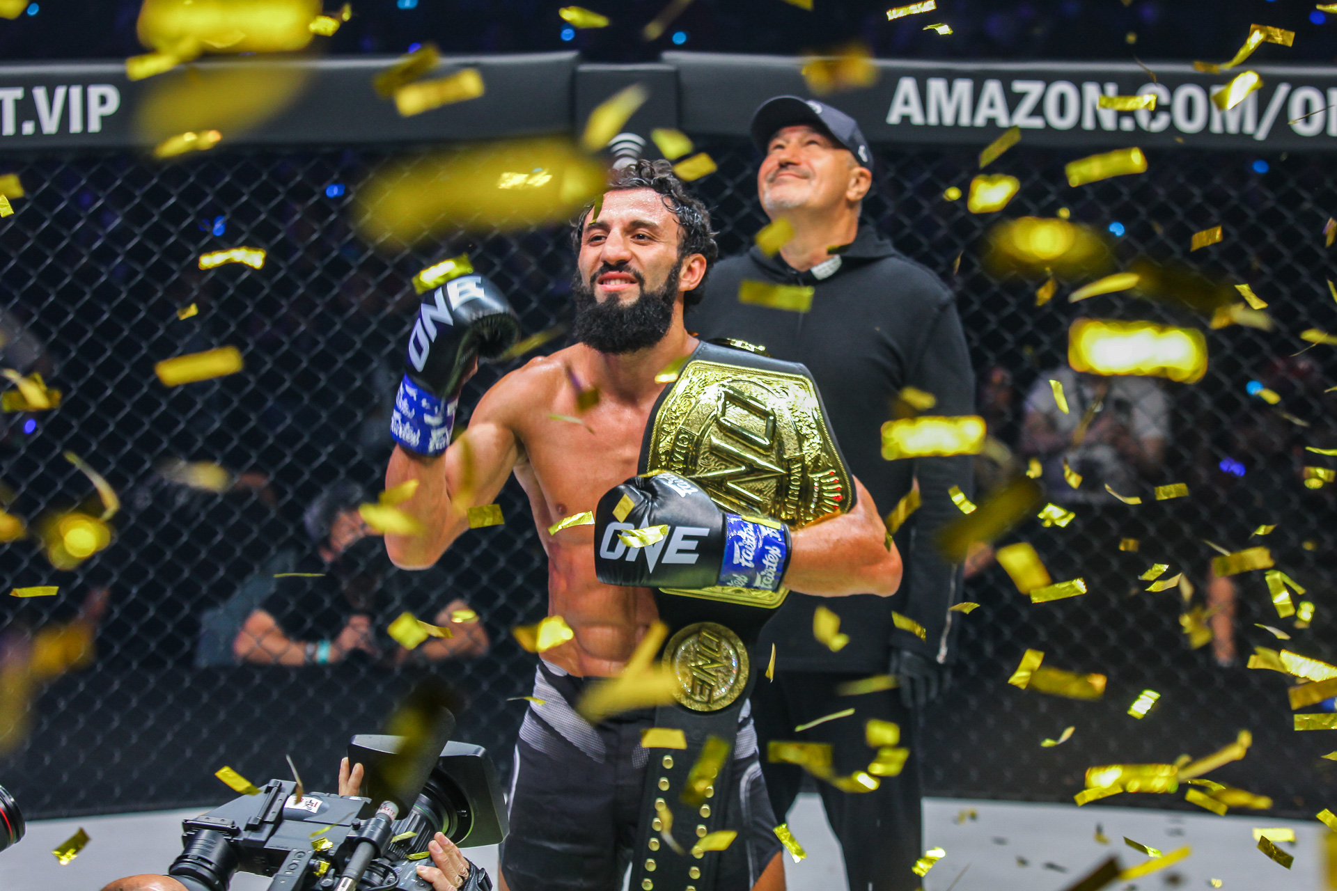Resultados de ONE Fight Night 6: Chingiz Allazov derrota a Superbon para ser coronado como el nuevo campeón de peso pluma 1 Resultados de ONE Fight Night 6 Chingiz Allazov derrota a