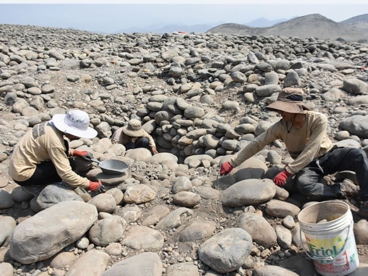 Encontrar Arqueologos descubren restos de un templo de 3000 anos