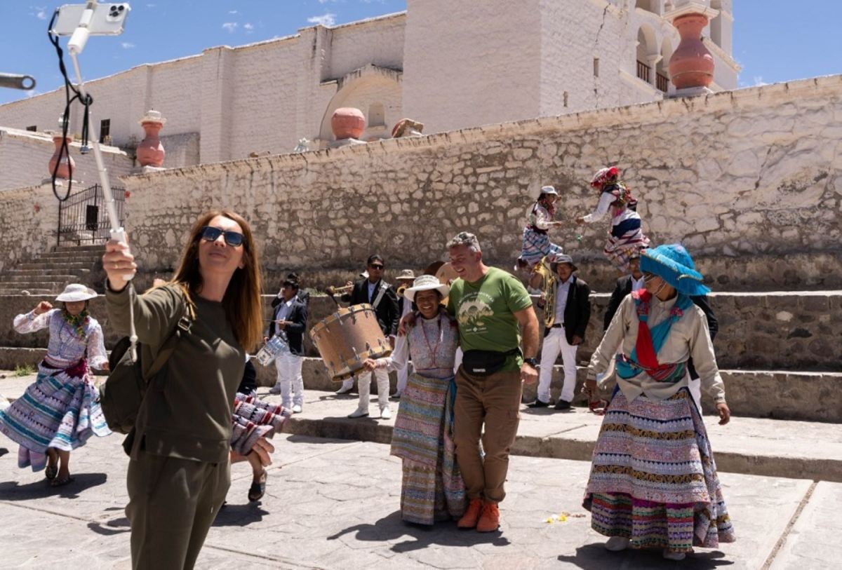 Ministro Helguero El sector turistico ha perdido 600 millones de