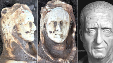 Estatua emperador romano vestido hercules portada