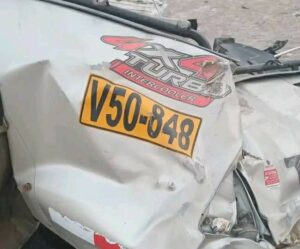 Un estudiante fallecido y otro en estado crítico salen por error de una camioneta - EPA Noticias 1 Un estudiante fallecido y otro en estado critico salen por