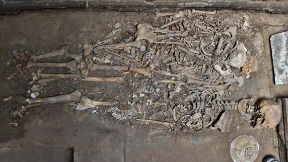 1680984758 609 una tumba de ladrillo de 1000 anos descubierta en china