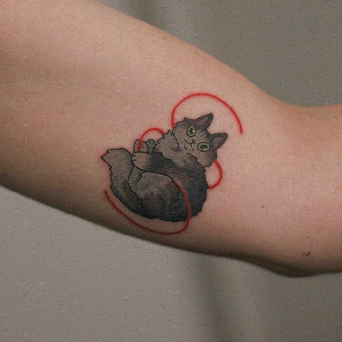 Este artista hace hermosos tatuajes de gatos simples e intrincados