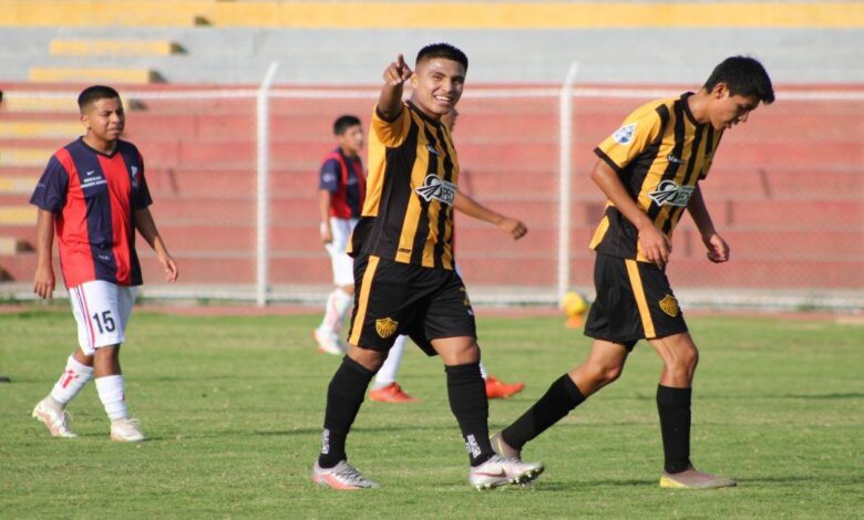Aurora y Huracán no se dan por vencidos en una dura jornada de Copa Perú en Arequipa 1 Aurora y huracan no se dan por vencidos en una